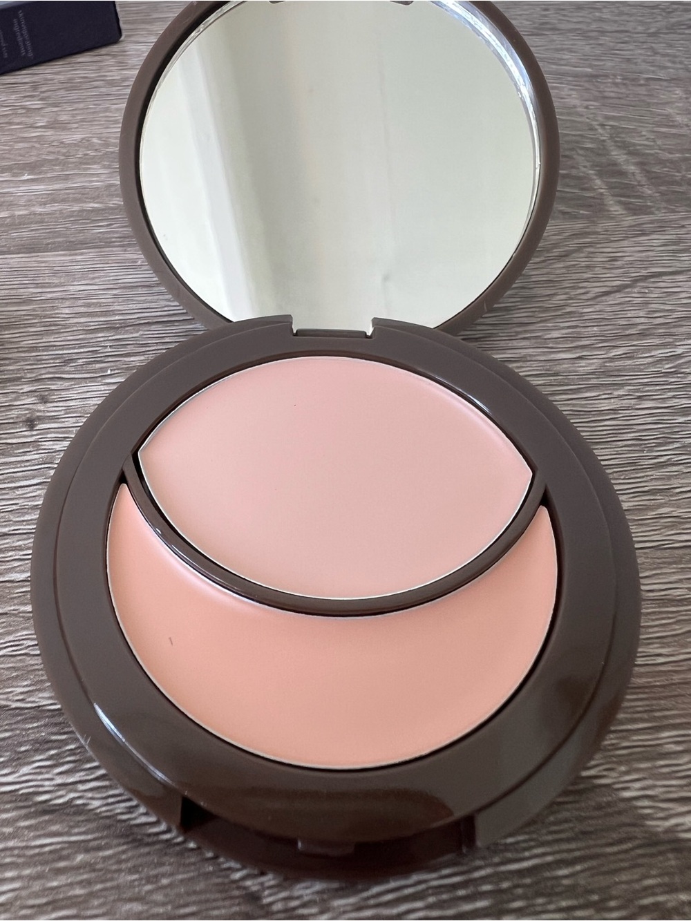 New in Box Colored Clay CC Concealer Fair Tarte